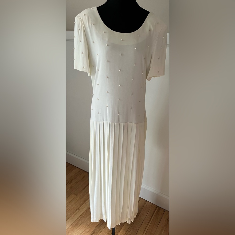 Donna Ricco Cream Embellished Midi Dress